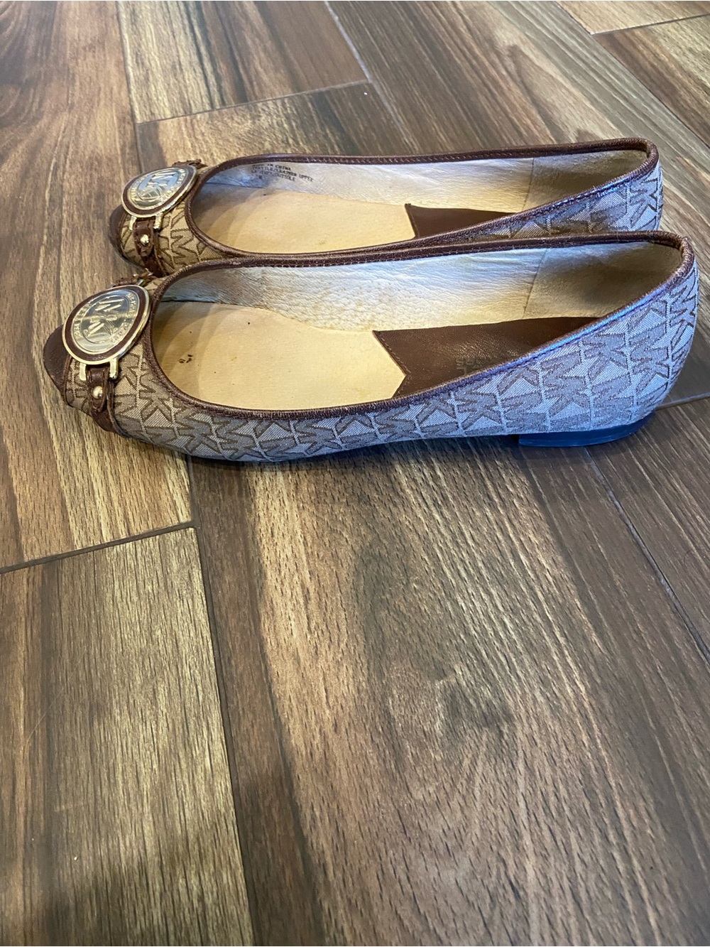 Michael Kors Brown Logo Open-Toe Ballet Flats with Gold Medallion - Picture 4 of 9